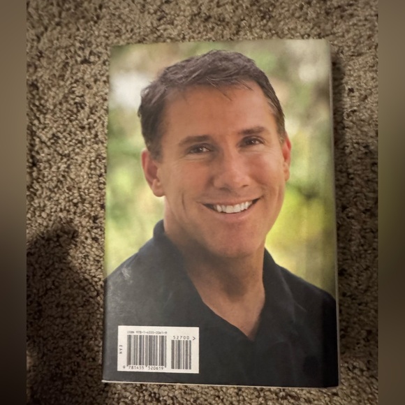 Nicholas Sparks 'See Me' Novel - Picture 3 of 4